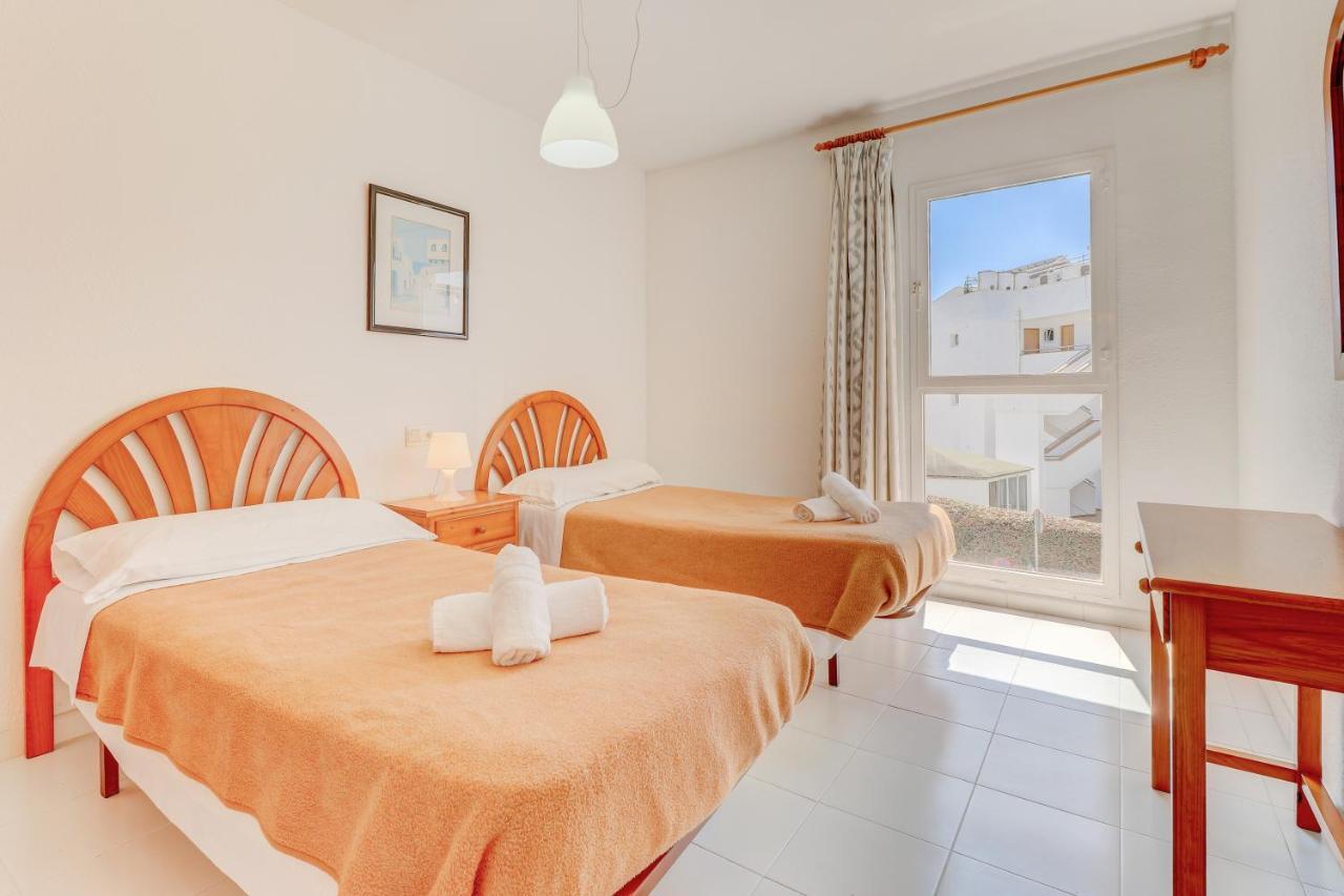 Apartamentos Llevant Port de Pollenca Exterior photo