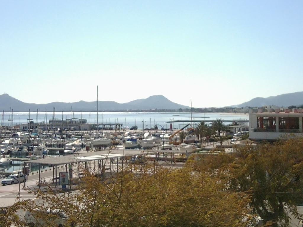 Apartamentos Llevant Port de Pollenca Exterior photo